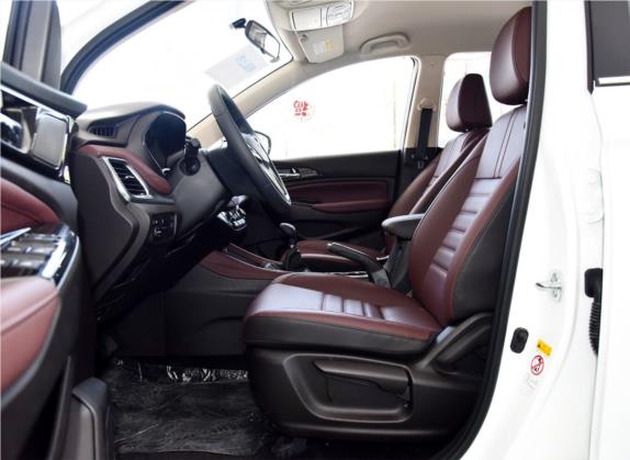 凌轩 2017款 1.6L 手动幸福型 车厢座椅   前排空间