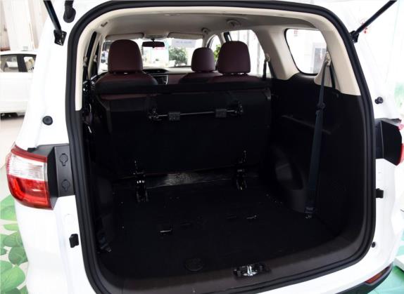 凌轩 2017款 1.6L 手动幸福型 车厢座椅   后备厢