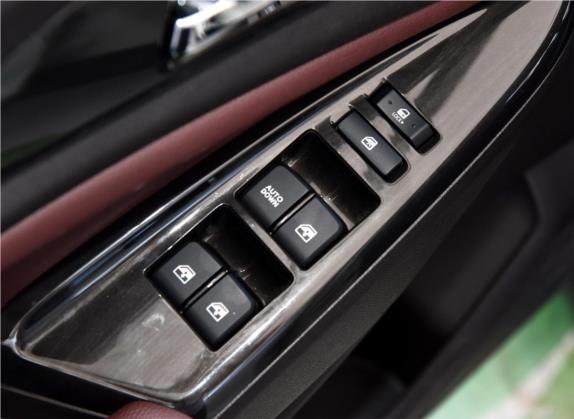 凌轩 2017款 1.6L 手动幸福型 车厢座椅   门窗控制