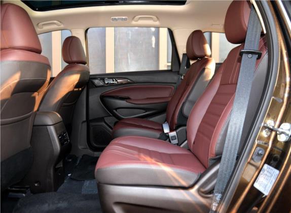 凌轩 2017款 1.5T 自动乐活旗舰型 车厢座椅   后排空间