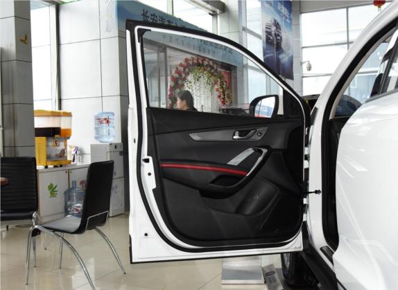 长安CS55 2017款 1.5T 手动炫色型 车厢座椅   前门板