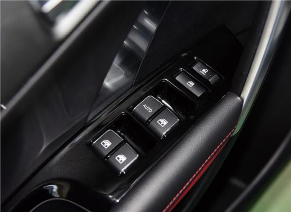 长安CS55 2017款 1.5T 手动炫动型 车厢座椅   门窗控制