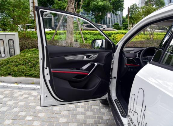 长安CS55 2018款 1.5T 自动蓝动型 国V 车厢座椅   前门板