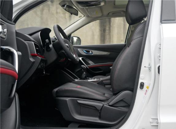 长安CS55 2018款 1.5T 手动炫动型 国V 车厢座椅   前排空间