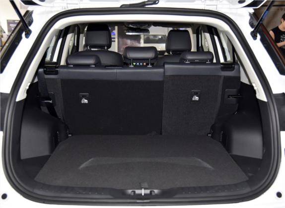 长安CS55 2019款 1.5T 自动炫动型 国VI 车厢座椅   后备厢