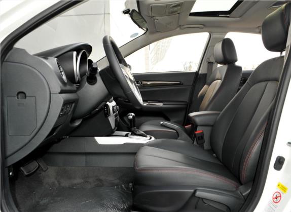 逸动新能源 2015款 纯电动尊贵型 车厢座椅   前排空间