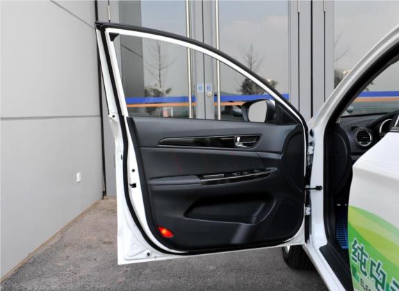 逸动新能源 2015款 纯电动尊贵型 车厢座椅   前门板
