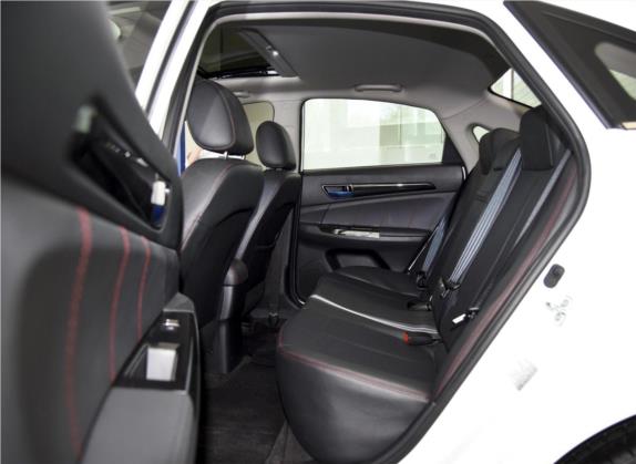 逸动新能源 2016款 纯电动豪华型 车厢座椅   后排空间