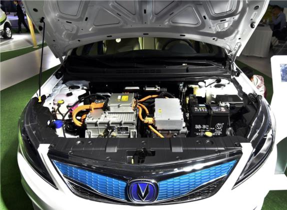 逸动新能源 2018款 EV300 尊享型 其他细节类   发动机舱