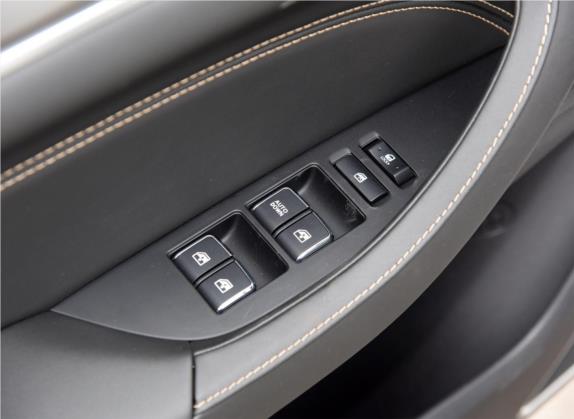 逸动新能源 2019款 EV460 共享版 车厢座椅   门窗控制