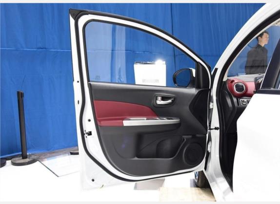 奔奔EV 2017款 纯电动 210公里豪华型 车厢座椅   前门板
