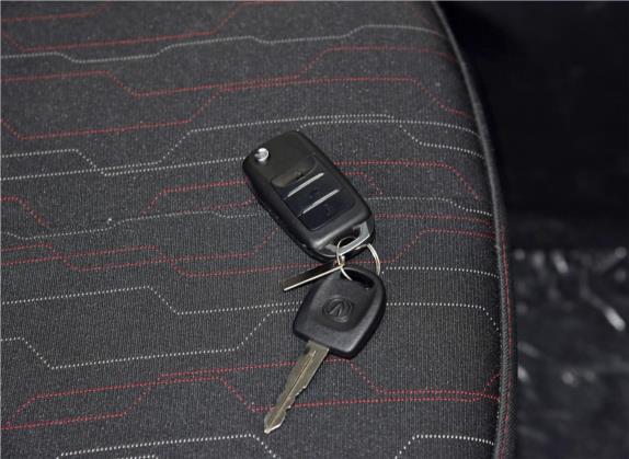 奔奔EV 2017款 纯电动 180公里标准型 其他细节类   钥匙