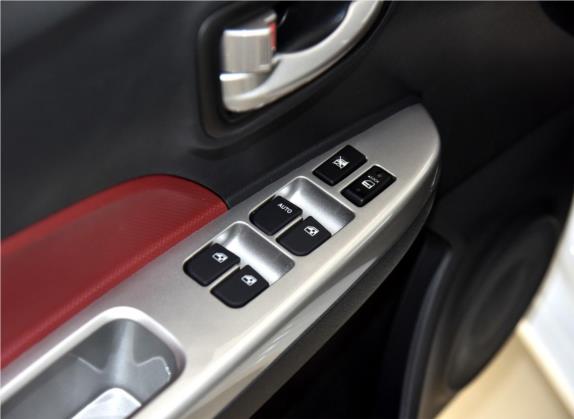 奔奔EV 2018款 EV260 标准型 车厢座椅   门窗控制