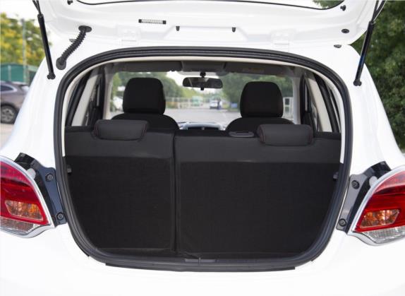 奔奔EV 2019款 改款 EV360 标准型 车厢座椅   后备厢
