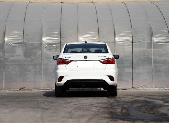 逸动DT 2018款 1.6L 自动尊享型 外观   正后
