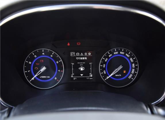 逸动DT 2018款 1.6L 自动尊享型 中控类   仪表盘