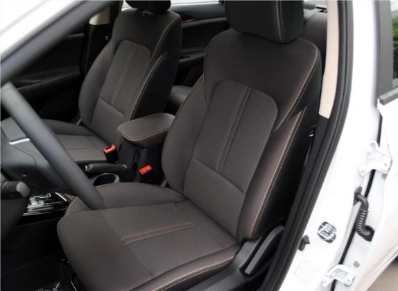 逸动DT 2018款 1.6L 自动悦享型 车厢座椅   后排空间