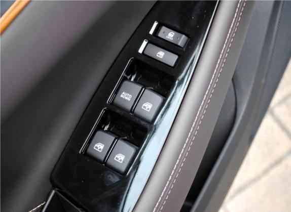 逸动DT 2018款 1.6L 自动智享型 车厢座椅   门窗控制