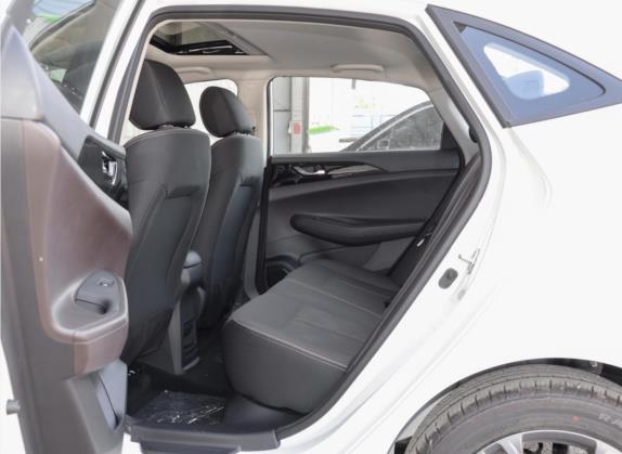 逸动DT 2019款 1.6L 自动悦享型 国VI 车厢座椅   后排空间