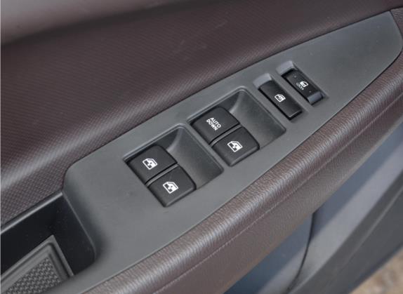 逸动DT 2019款 1.6L 自动悦享型 国VI 车厢座椅   门窗控制