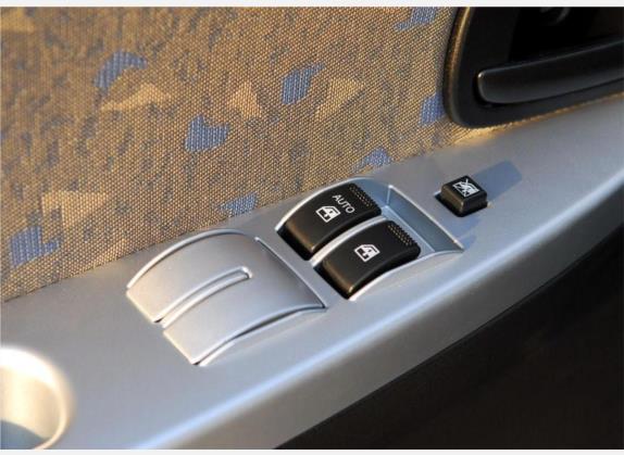 奔奔i 2008款 1.0L 手动标准型 车厢座椅   门窗控制