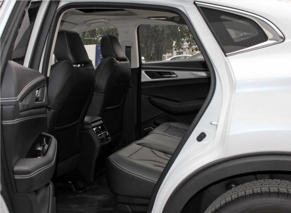 长安CS85 COUPE 2019款 2.0T 自动动版 国V 车厢座椅   后排空间
