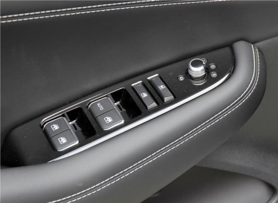 长安CS85 COUPE 2019款 2.0T 自动动版 国V 车厢座椅   门窗控制
