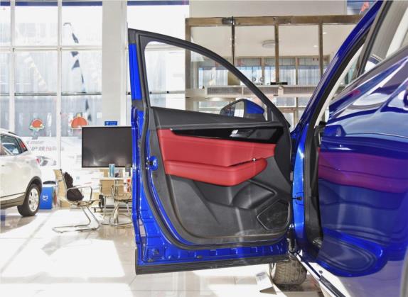 长安CS85 COUPE 2019款 2.0T 自动品版 国V 车厢座椅   前门板