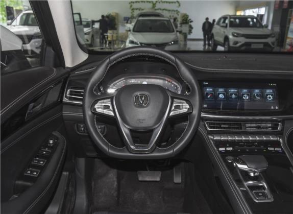 长安CS85 COUPE 2019款 2.0T 自动品版 国VI 中控类   驾驶位