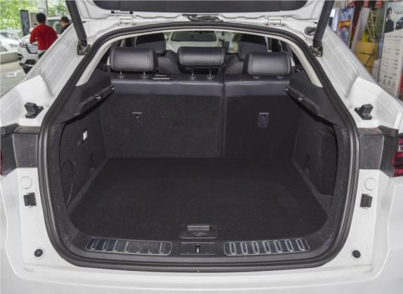 长安CS85 COUPE 2019款 2.0T 自动品版 国VI 车厢座椅   后备厢