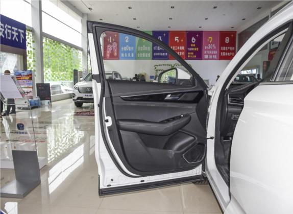长安CS85 COUPE 2019款 2.0T 自动品版 国VI 车厢座椅   前门板