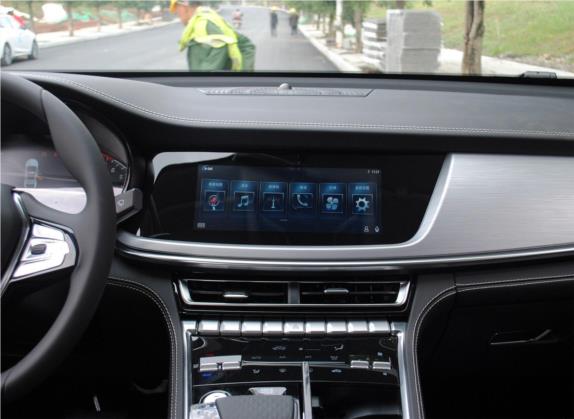 长安CS85 COUPE 2019款 1.5T DCT型版 国VI 中控类   中控台