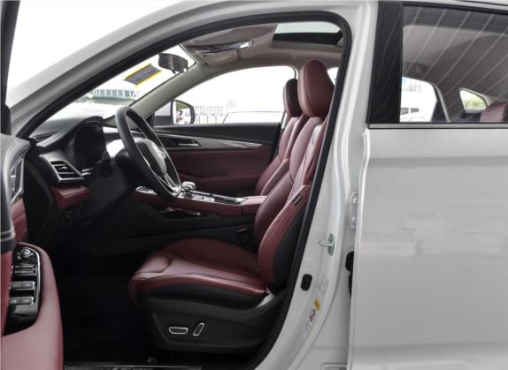 长安CS85 COUPE 2019款 1.5T DCT动版 国VI 车厢座椅   前排空间