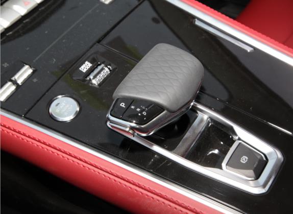 长安CS85 COUPE 2021款 2.0T 自动尊贵型 中控类   挡把
