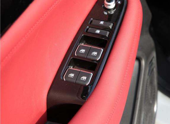 长安CS85 COUPE 2021款 2.0T 自动尊贵型 车厢座椅   门窗控制