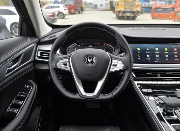 长安CS85 COUPE 2021款 1.5T DCT豪华型 中控类   驾驶位