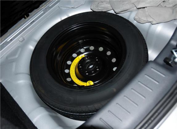 逸动XT 2013款 1.6L 手动俊酷型 国V 其他细节类   备胎