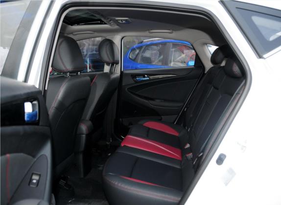 逸动XT 2013款 1.6L 自动俊酷型 国V 车厢座椅   后排空间