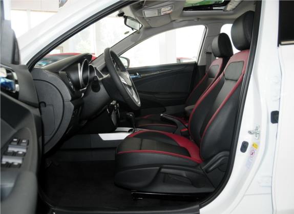 逸动XT 2013款 1.6L 自动致酷型 国V 车厢座椅   前排空间