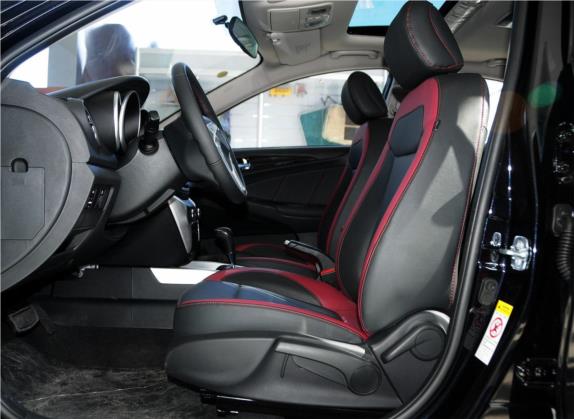 逸动XT 2013款 1.5T 自动炫酷型 车厢座椅   前排空间