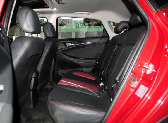 逸动XT 2013款 1.6L 手动致酷型 国IV 车厢座椅   后排空间