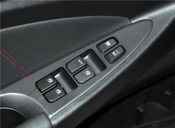 逸动XT 2013款 1.6L 自动致酷型 国IV 车厢座椅   门窗控制