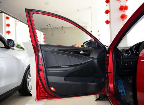 逸动XT 2015款 1.6L 手动俊酷型 国IV 车厢座椅   前门板