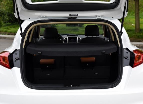 逸动XT 2016款 1.6L 手动汽车之家定制版 国V 车厢座椅   后备厢
