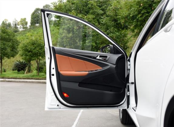 逸动XT 2016款 1.6L 手动汽车之家定制版 国V 车厢座椅   前门板