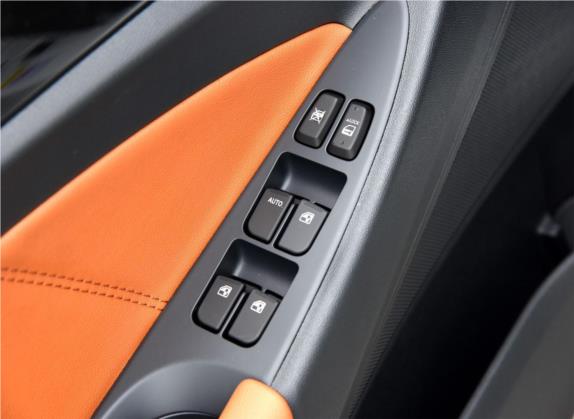 逸动XT 2016款 1.6L 手动汽车之家定制版 国V 车厢座椅   门窗控制