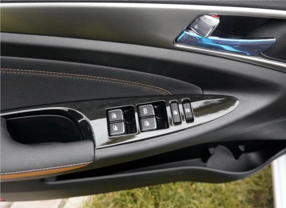 逸动XT 2016款 1.6L GDI 自动致酷型 车厢座椅   门窗控制
