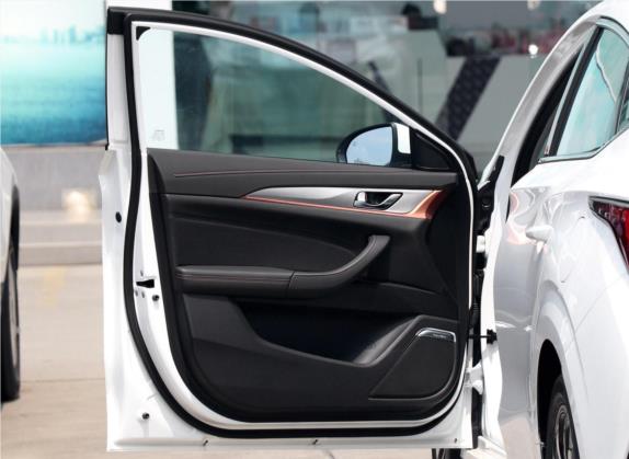 逸动XT 2018款 1.6L GDI 手动风潮型 国V 车厢座椅   前门板