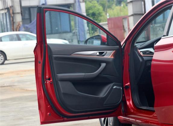 逸动XT 2018款 1.6L GDI 手动锐潮型 国V 车厢座椅   前门板