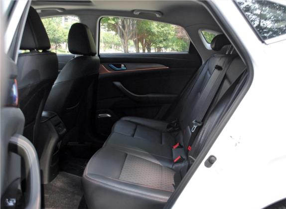 逸动XT 2018款 1.6L GDI 自动风潮型 国V 车厢座椅   后排空间